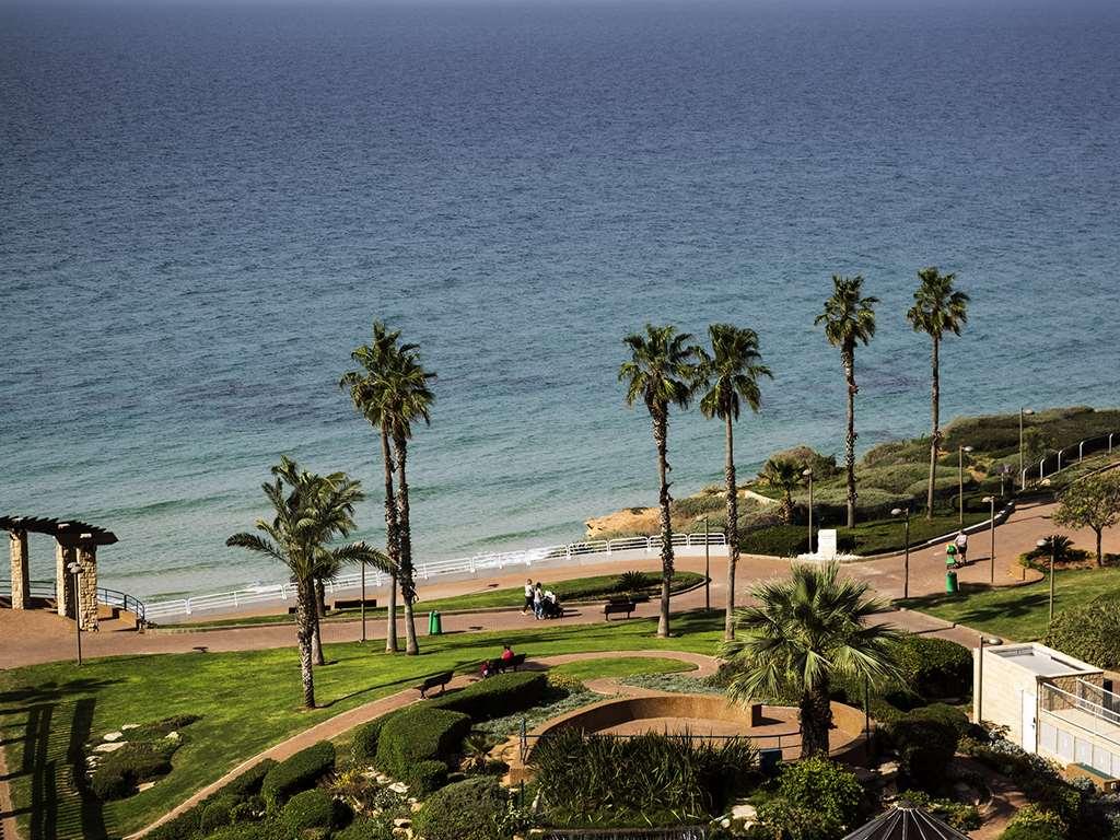 David Tower Hotel Netanya By Prima Hotels - 16 Years Plus Esterno foto View of the Mediterranean Sea from the campus