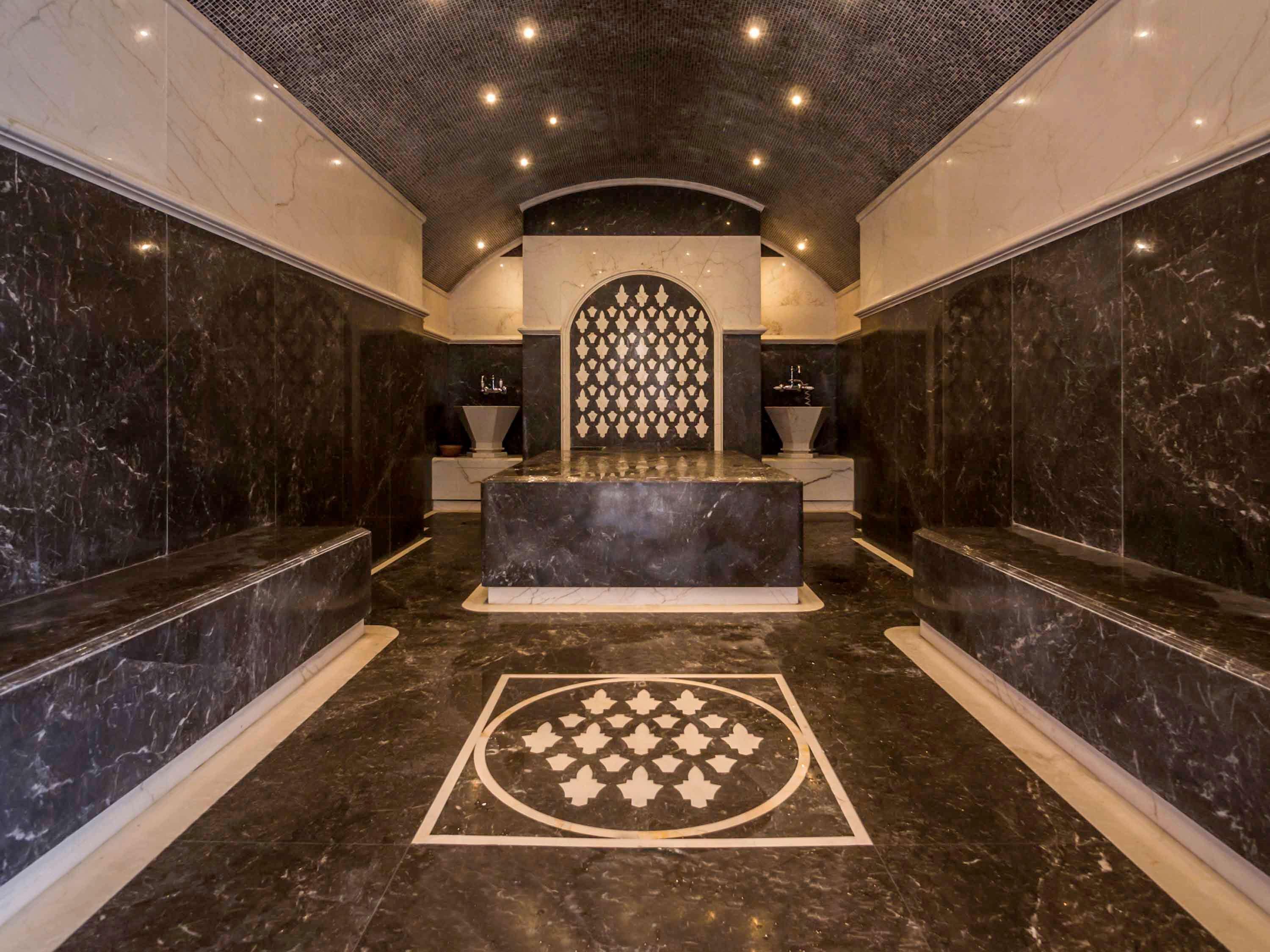 David Tower Hotel Netanya By Prima Hotels - 16 Years Plus Esterno foto The interior of the mausoleum